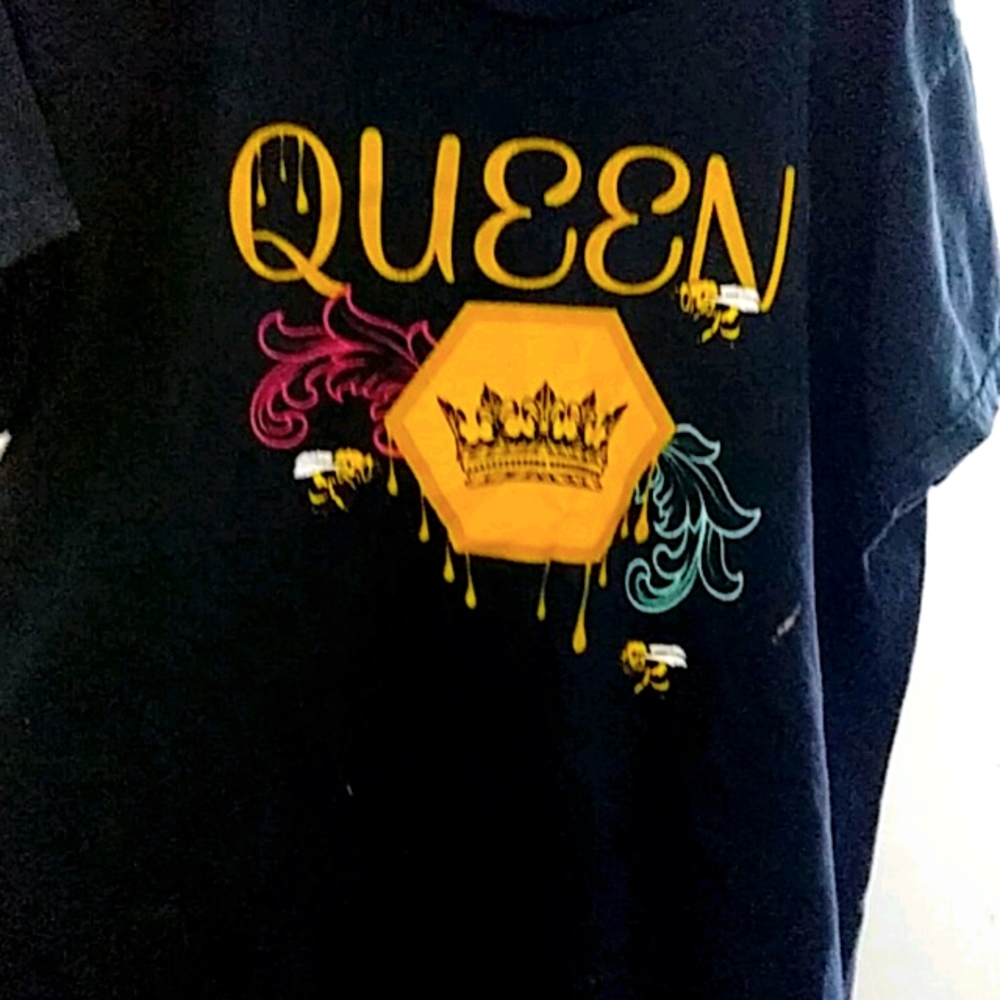 QUEEN kids shirt.